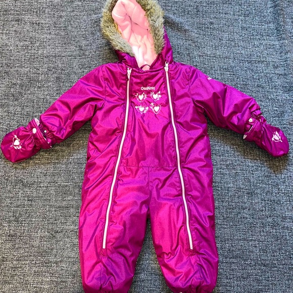 Oshkosh Snowsuit - Picture 1 of 3
